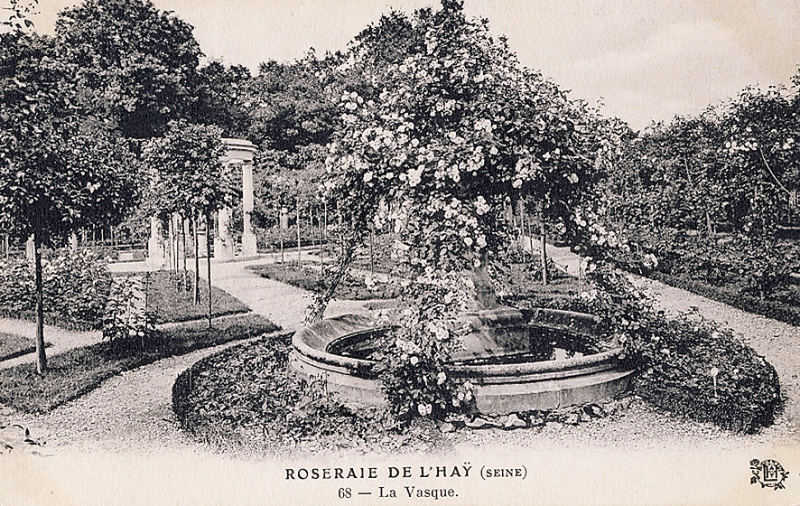254-1©-68-ROSERAIE-DE-LHAY-SEINE-La-Vasque_wp