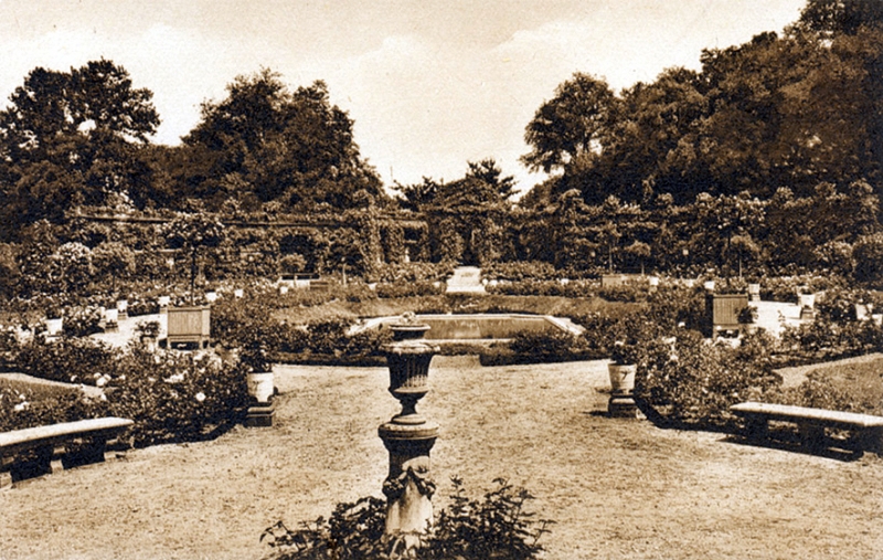 Le Jardin à la Française